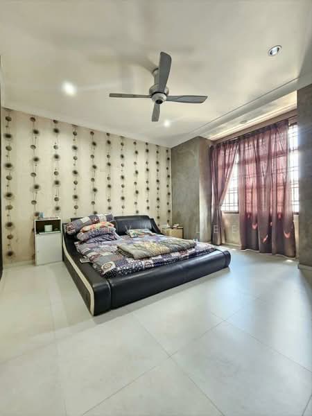 Rumah Teres 2 Tingkat untuk Dijual di Setia Tropika (Johor Bahru) - Calvin Lee - PropertyGuru.com.my