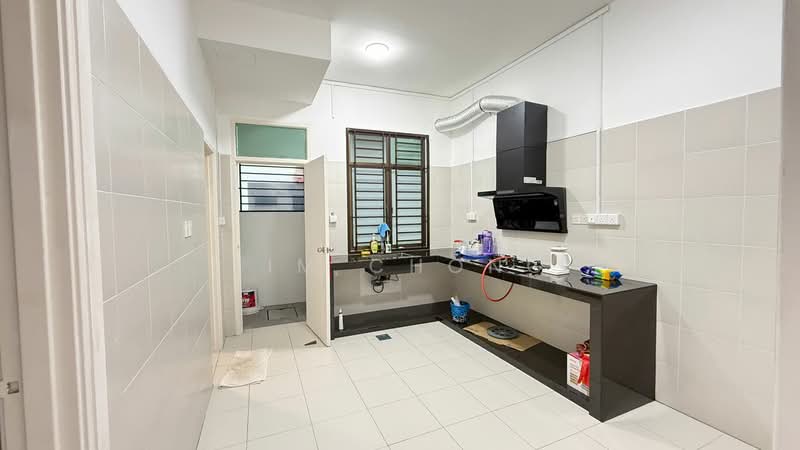 Terraced House for Rent in Bandar Dato Onn (Tebrau) - Tim Chong - Kitchen - PropertyGuru.com.my
