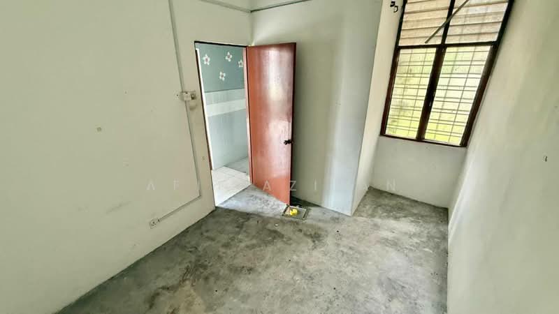 For Sale - Seksyen 5