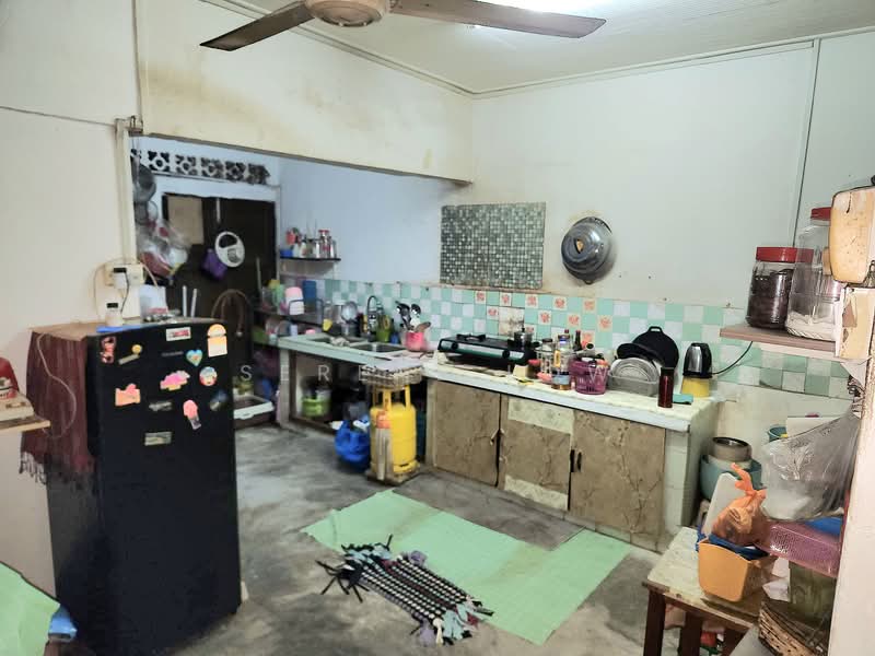 Rumah Teres 2 Tingkat untuk Dijual di Saleng (Senai) - Serene Low - Kitchen - PropertyGuru.com.my