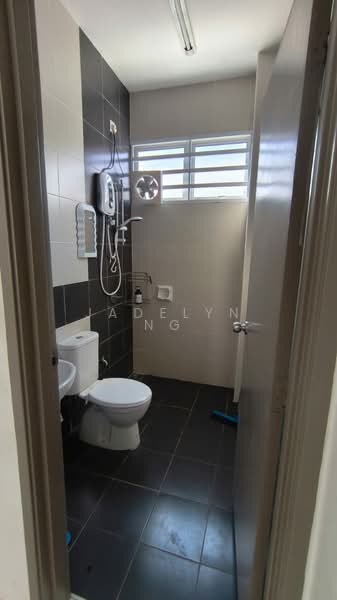 1-storey Terraced House for Sale in Bandar Putra (Kulai) - Jadelyn Ng - Bathroom - PropertyGuru.com.my