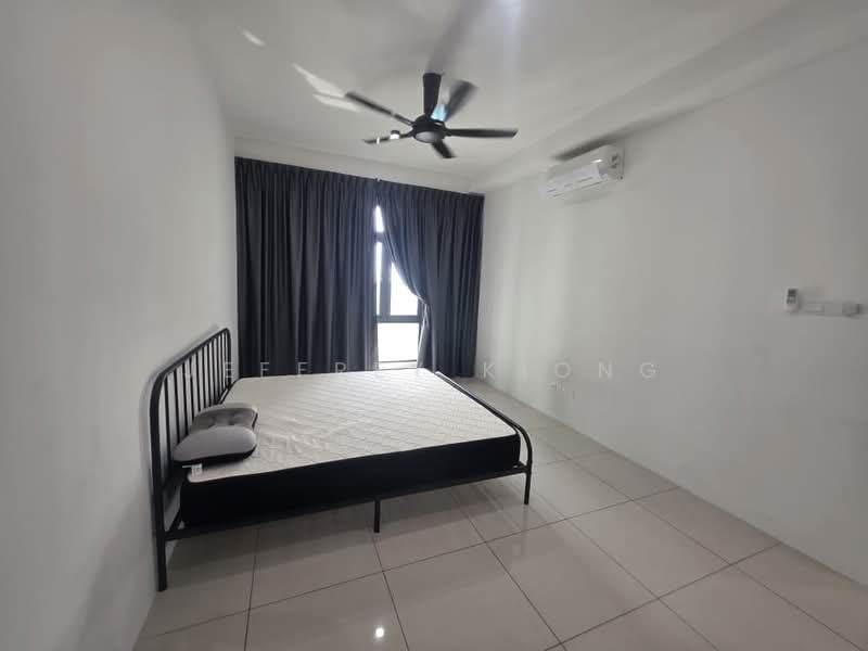 Service Residence for Sale at 8Scape Residence @ Sutera - Jeffrey Kiong - Bedroom - PropertyGuru.com.my