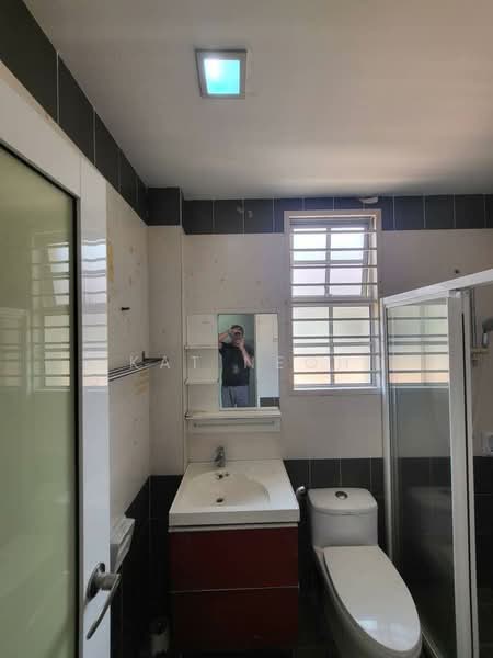 Rumah Teres 4 Tingkat untuk Dijual di Petaling Jaya (Selangor) - KAT NEOH - Bathroom - PropertyGuru.com.my