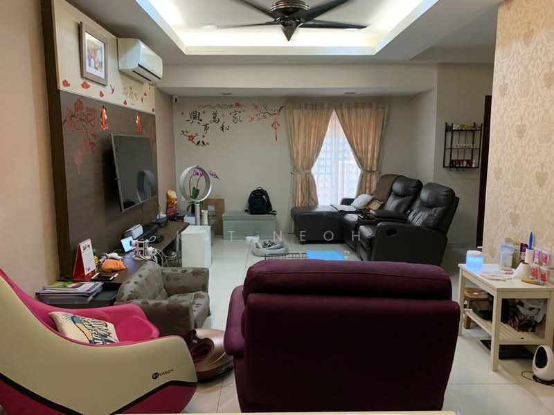 Rumah Teres 4 Tingkat untuk Dijual di Petaling Jaya (Selangor) - KAT NEOH - Living Room - PropertyGuru.com.my