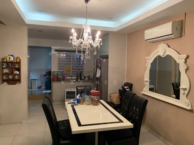 Rumah Teres 4 Tingkat untuk Dijual di Petaling Jaya (Selangor) - KAT NEOH - Dining Room - PropertyGuru.com.my