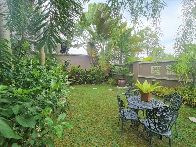 Bungalow for Sale in Bandar Mahkota Cheras (Cheras) - Afif Azizan - Garden - PropertyGuru.com.my