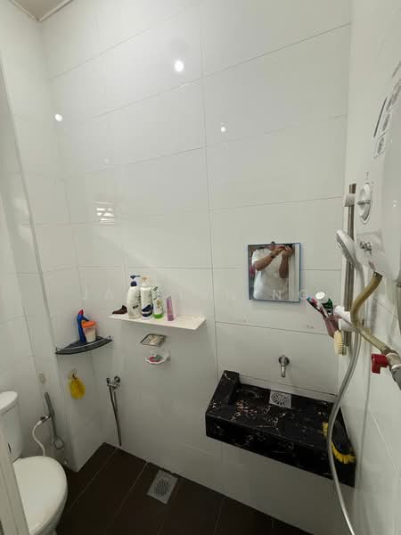 Rumah Teres 1 Tingkat untuk Disewa di Bandar Indahpura (Kulai) - Jadelyn Ng - Bathroom - PropertyGuru.com.my