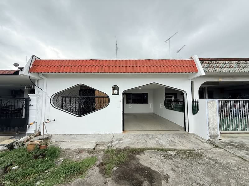 1-storey Terraced House for Sale in Simpang Rengam (Johor) - Marcus Tey - Exterior - PropertyGuru.com.my