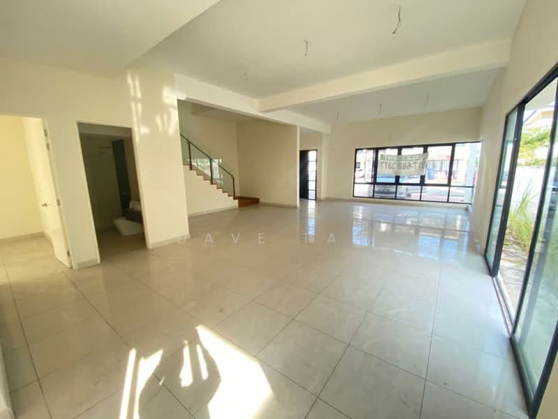 Semi-Detached House for Sale in Rawang (Selangor) - Dave Tan - Living Room - PropertyGuru.com.my