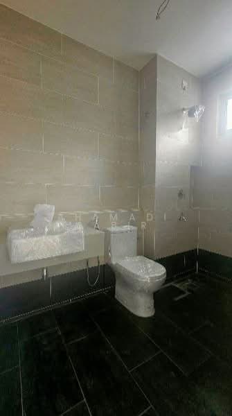 2-storey Terraced House for Sale in Shah Alam (Selangor) - Ahamadi Sabir - Bathroom - PropertyGuru.com.my