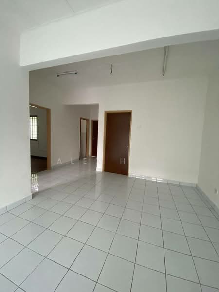 Pangsapuri untuk Dijual di Lily & Jasmine Apartment - Alex How - Interior - PropertyGuru.com.my