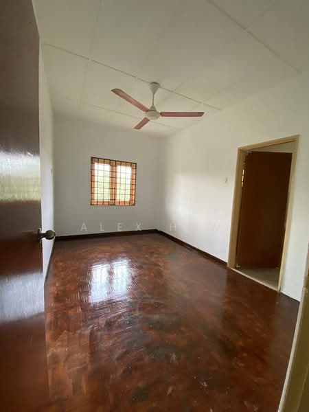 Pangsapuri untuk Dijual di Lily & Jasmine Apartment - Alex How - Interior - PropertyGuru.com.my