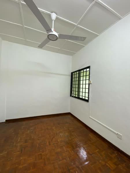 Pangsapuri untuk Dijual di Lily & Jasmine Apartment - Alex How - Interior - PropertyGuru.com.my