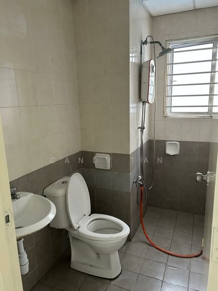 Kondominium untuk Disewa di Selayang Point - Candy Tan - Bathroom - PropertyGuru.com.my