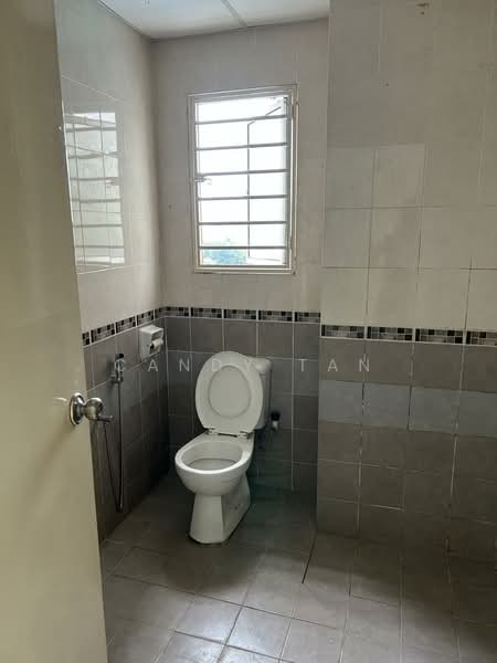 Kondominium untuk Disewa di Selayang Point - Candy Tan - Bathroom - PropertyGuru.com.my