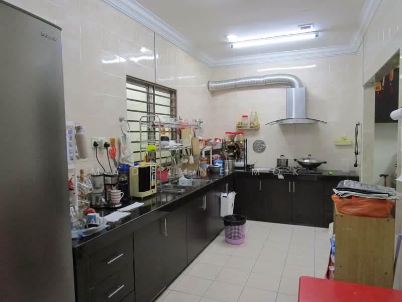 Rumah Berkembar untuk Dijual di Off Jalan Meru (Klang) - Madeline Mok - Dry Kitchen - PropertyGuru.com.my