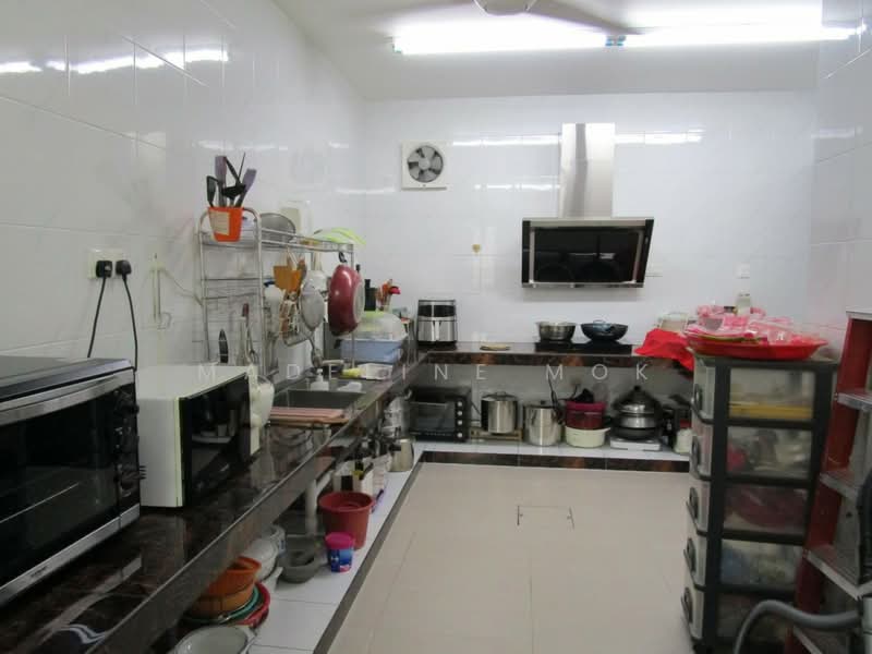 Rumah Berkembar untuk Dijual di Off Jalan Meru (Klang) - Madeline Mok - Wet Kitchen - PropertyGuru.com.my