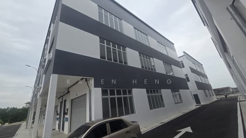 Shop for Rent in Bandar Indahpura (Kulai) - Karen Heng - Exterior - PropertyGuru.com.my