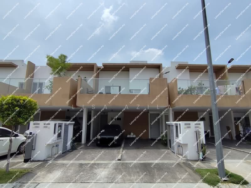 Rumah Bandar untuk Dijual di Dengkil (Selangor) - Lisa Azila - Exterior - PropertyGuru.com.my