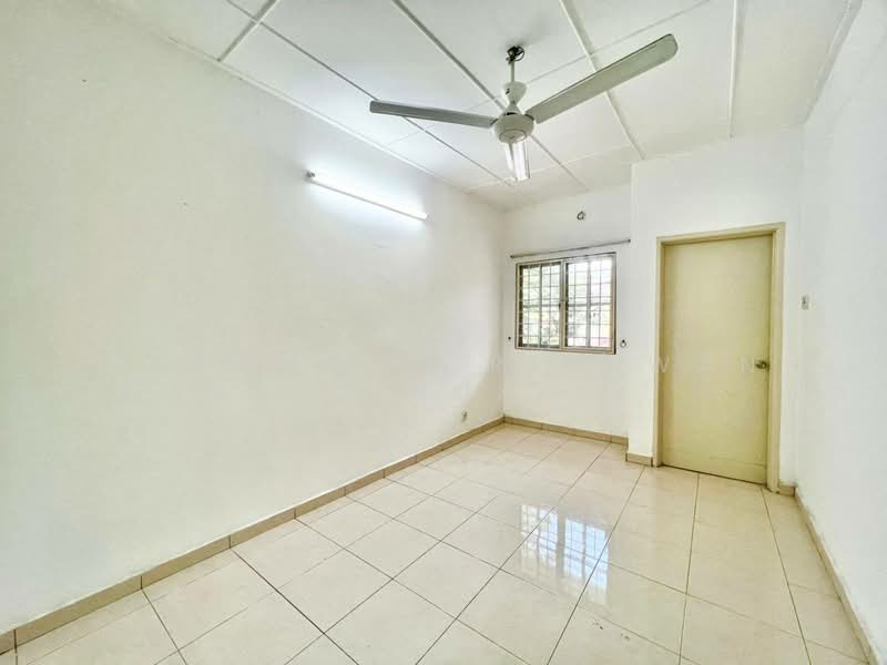 2-storey Terraced House for Sale in Presint 8 (Putrajaya) - Muhammad Ridhwan Mohd Huzairi - Interior - PropertyGuru.com.my