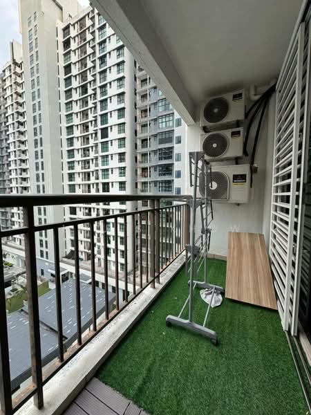 Servis Apartment untuk Dijual di The Garden Residences - Louis Khow - Balcony - PropertyGuru.com.my