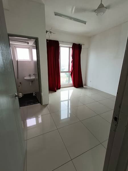 Service Residence for Sale at Silk Residence - Ryan Low - Bathroom - PropertyGuru.com.my