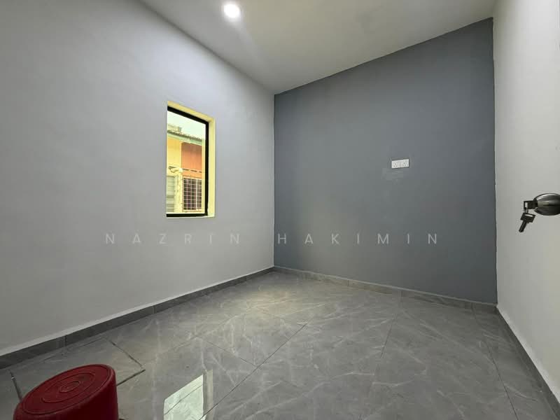 1-storey Terraced House for Sale in Kampung Teluk Panglima Garang (Telok Panglima Garang) - Nazrin Hakimin - Interior - PropertyGuru.com.my