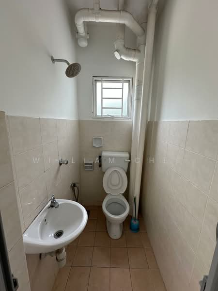 Apartment for Rent at Casa Riana - William Chee - Master Bathroom - PropertyGuru.com.my