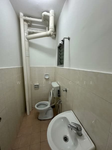 Apartment for Rent at Casa Riana - William Chee - 2nd Bathroom - PropertyGuru.com.my