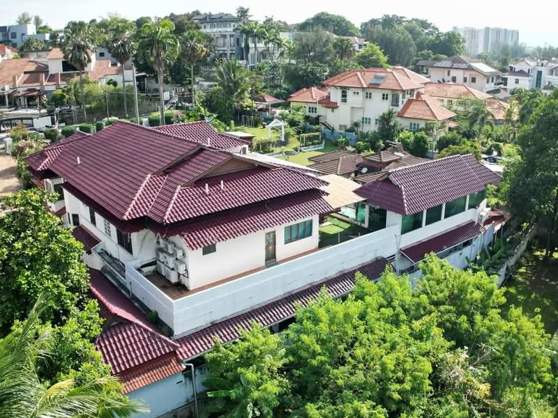 Rumah Banglo untuk Dijual di Country Heights (Kajang) - Hazwan Hilmi - Exterior - PropertyGuru.com.my
