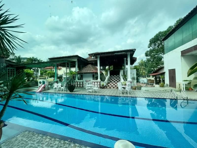 Rumah Banglo untuk Dijual di Country Heights (Kajang) - Hazwan Hilmi - Exterior - PropertyGuru.com.my