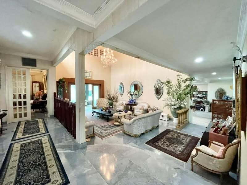 Rumah Banglo untuk Dijual di Country Heights (Kajang) - Hazwan Hilmi - Living Room - PropertyGuru.com.my