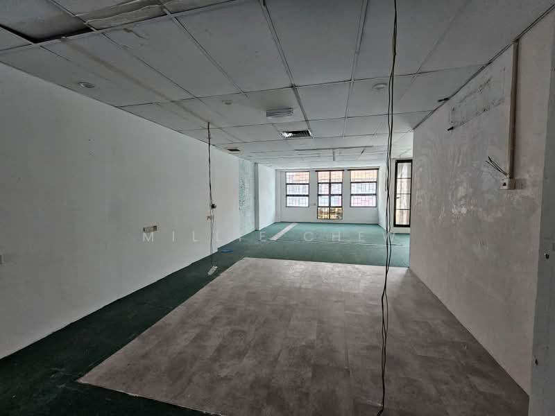 Shop / Office for Rent in Bay Avenue (Bayan Lepas) - Millie Chew - Interior - PropertyGuru.com.my