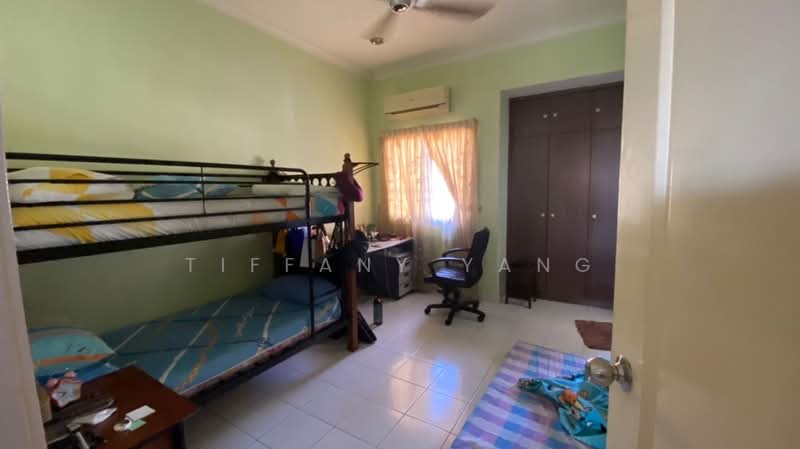 Rumah Teres untuk Dijual di Bukit Rahman Putra (Sungai Buloh) - Tiffany Yang - Bedroom - PropertyGuru.com.my