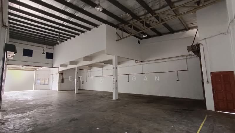 Factory for Rent in Taman Desa Cemerlang (Ulu Tiram) - Ethan Gan - Interior - PropertyGuru.com.my