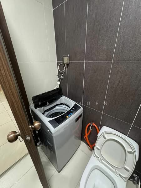 Servis Apartment untuk Disewa di D'Secret Garden (Pangsapuri Kempas Indah) - Yee Shiuen - Bathroom - PropertyGuru.com.my