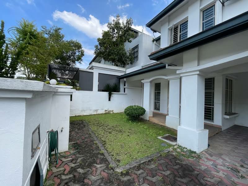 Semi-Detached House for Sale in Usj 3 (Subang Jaya) - Fahim Rustam - Exterior - PropertyGuru.com.my