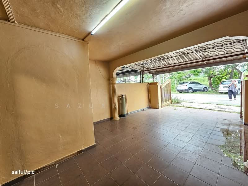 2-storey Terraced House for Sale in Seksyen 25 (Shah Alam) - Sazuan Samat - Exterior - PropertyGuru.com.my