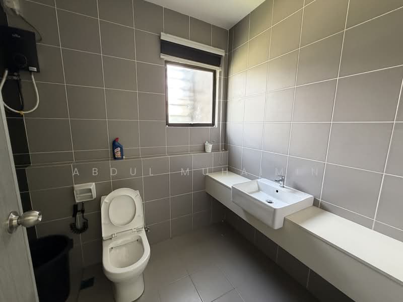 Rumah Teres untuk Disewa di Seberang Perai (Penang) - Abdul Muhaimin - Bathroom - PropertyGuru.com.my