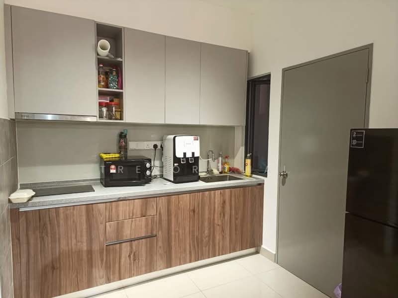 Service Residence for Sale at M Vertica - Trevor Chai - Kitchen - PropertyGuru.com.my