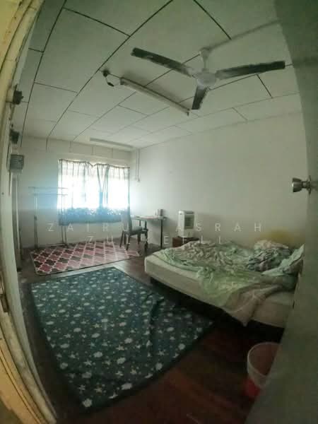 2-storey Terraced House for Sale in Seri Kembangan (Selangor) - Zairul Asrah Zulkefli - Bedroom - PropertyGuru.com.my