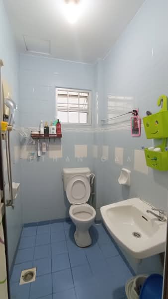 Flat for Sale at Taman Gaya - Ethan Gan - Bathroom - PropertyGuru.com.my