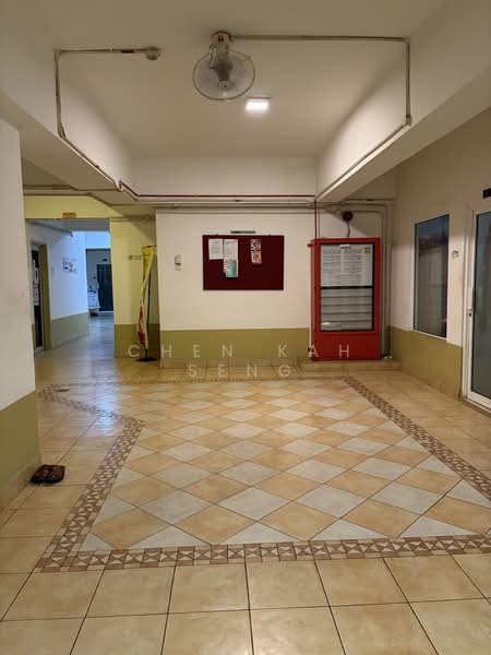 Pejabat untuk Disewa di KL City Centre (Kuala Lumpur) - Chen Kah Seng - Corridor - PropertyGuru.com.my