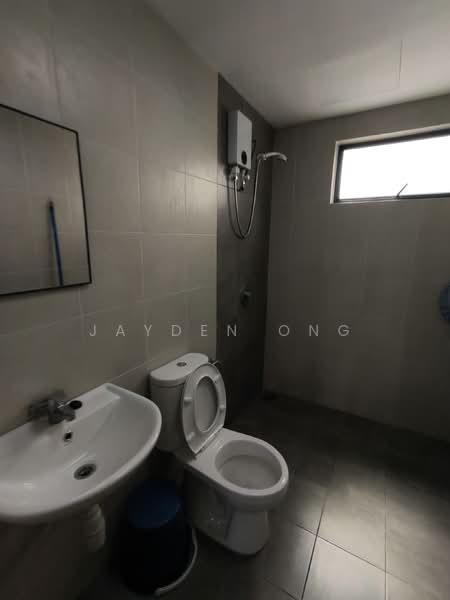 Condominium for Rent at Zahra Residensi - Jayden Ong - Bathroom - PropertyGuru.com.my
