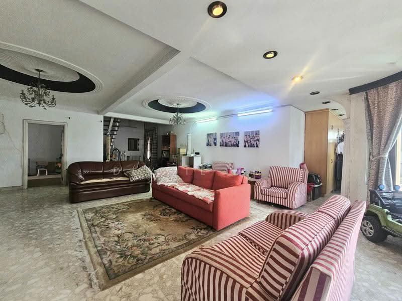 Bungalow House for Sale in Taman Desa (Taman Desa) - Dlynie Ooi - Living Room - PropertyGuru.com.my