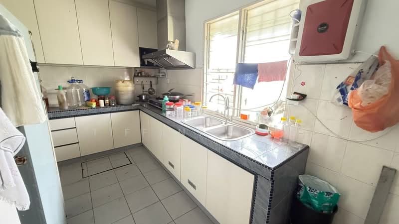 2-storey Terraced House for Sale in Kampung Batu Muda (Batu Caves) - Tiffany Yang - Kitchen - PropertyGuru.com.my