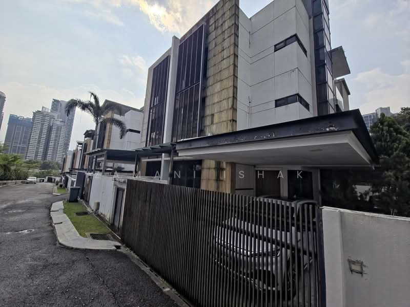 Semi-Detached House for Sale in Mont Kiara (Kuala Lumpur) - Zamani Ishak - Exterior - PropertyGuru.com.my