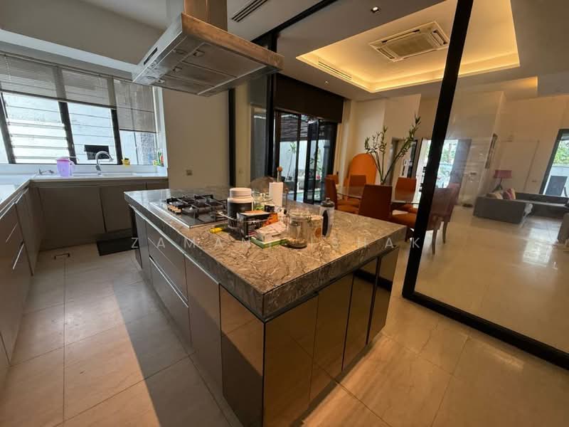 Semi-Detached House for Sale in Mont Kiara (Kuala Lumpur) - Zamani Ishak - Kitchen - PropertyGuru.com.my