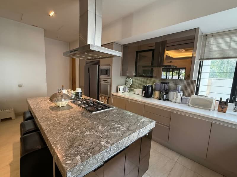 Semi-Detached House for Sale in Mont Kiara (Kuala Lumpur) - Zamani Ishak - Kitchen - PropertyGuru.com.my