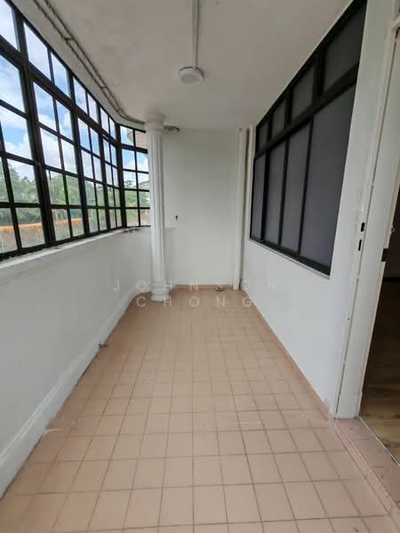 Semi-Detached House for Rent in Taman Johor Jaya (Johor Bahru) - Johnson Chong - Corridor - PropertyGuru.com.my